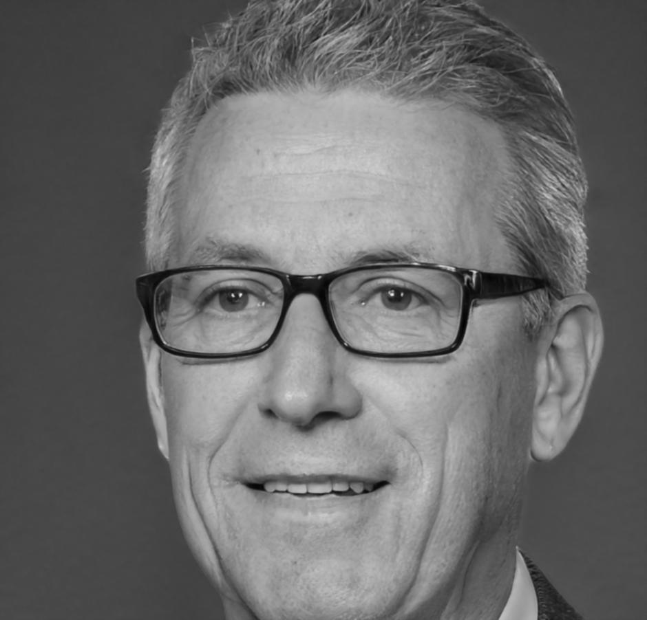 Callum Brennan, financial advisor specializing in small business management